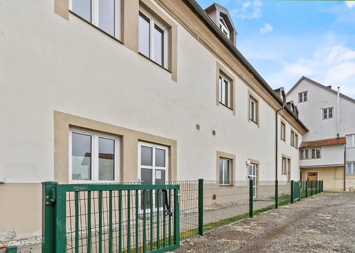Zentrale Unterkunft Am Redbull-Ring